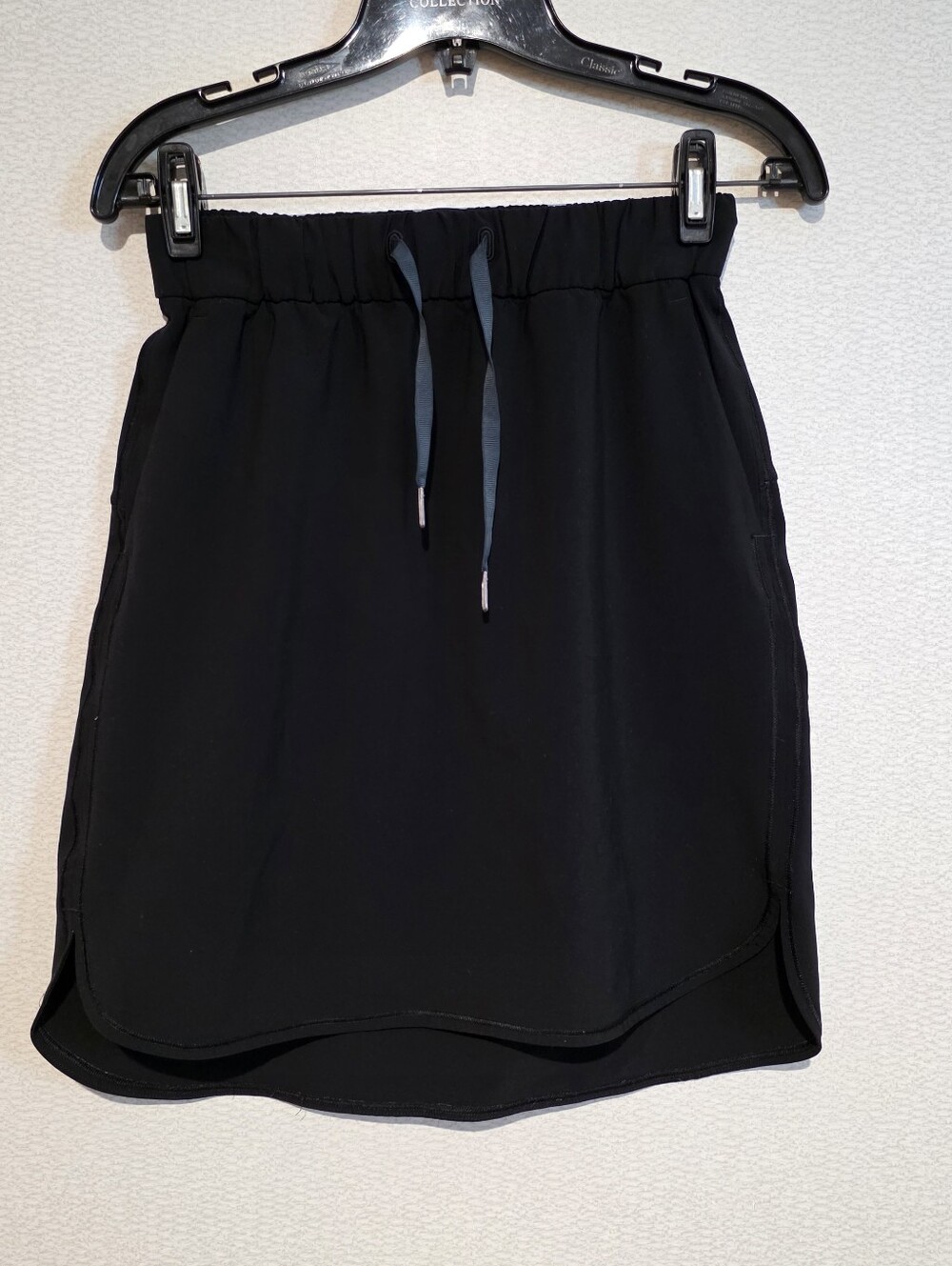 Lululemon On The Fly Skirt Black Size 4